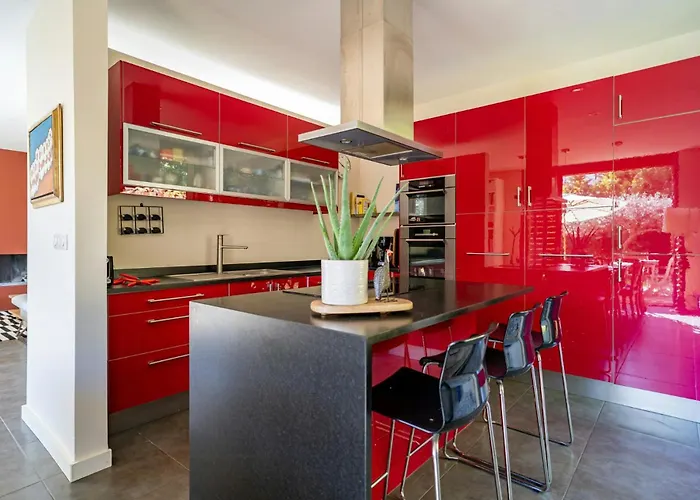 Provencal Near Montpellier Holiday home *